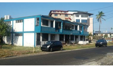 EDIFICIO EN PARQUE LEFEVRE LIBRE DE GRAVMENES