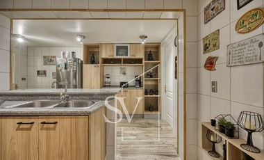 Casa en arriendo de 4 dorm. en Lo Barnechea
