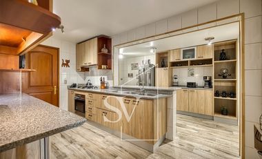 Casa en arriendo de 4 dorm. en Lo Barnechea