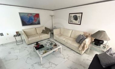 Casa en venta en Lomas de Tecamachalco