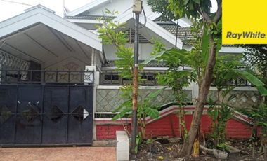 Disewakan Rumah 2 lantai di Ketintang Permai Selatan, Surabaya