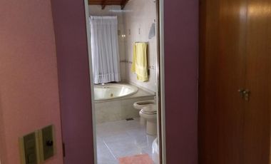 Venta de casa de 5 ambientes San Justo