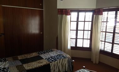 Venta de casa de 5 ambientes San Justo
