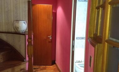 Venta de casa de 5 ambientes San Justo