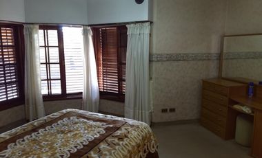 Venta de casa de 5 ambientes San Justo