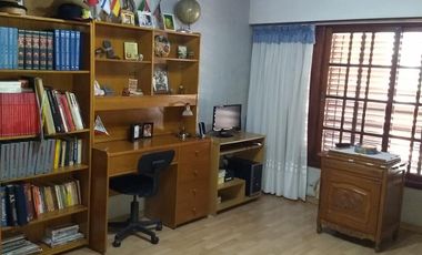 Venta de casa de 5 ambientes San Justo
