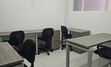 casa en arriendo en la castellana. Cod A8408243