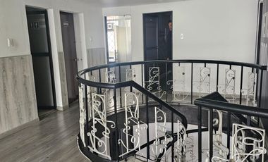 casa en arriendo en la castellana. Cod A8408243