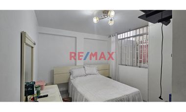 Venta De Departamento Duplex Urb. Mochica Con Potencial De Negocio