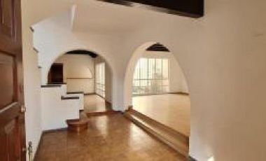 Casa con uso de suelo en la Colonia Insurgentes San Borja