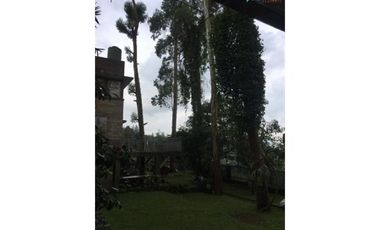 Dijual villa murah dilokasi wisata di Mekarwangi Lembang