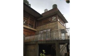 Dijual villa murah dilokasi wisata di Mekarwangi Lembang