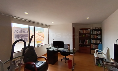 apartamento en arriendo en centro. Cod A5815