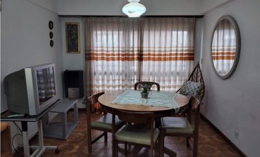Departamento 2 amb con cochera. Zona Varese