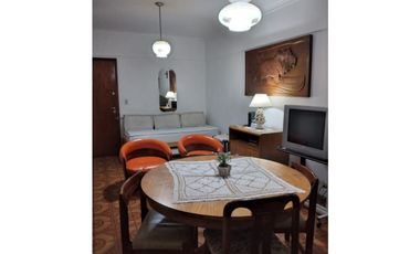 Departamento 2 amb con cochera. Zona Varese