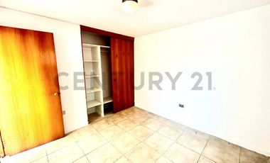 SE ARRIENDA HERMOSA CASA DE 3 NIVELES SECTOR AV. BRASIL.