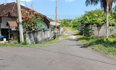 Plots of land close the Bajera traditional Market Bali