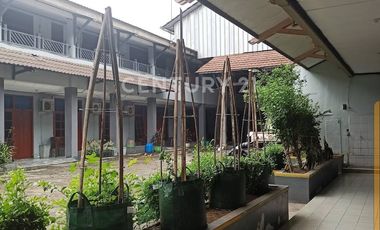 HOTEL  44 KAMAR LOKASI STRATEGIS DI JALAN UTAMA KARAWANG