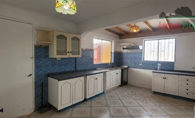 Casa en venta de 7 dorm. en Copiapó