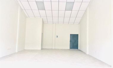 ALQUILER DE BODEGA VIA DAULE SEGURIDAD 24/7 2 PARQ (JLR)
