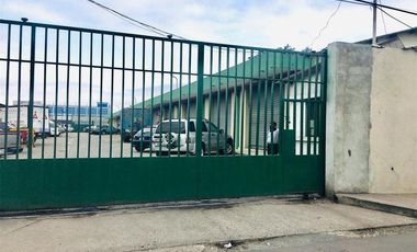 ALQUILER DE BODEGA VIA DAULE SEGURIDAD 24/7 2 PARQ (JLR)