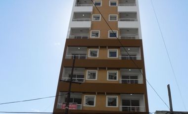 BELGRANO 1350 2 AMB CON COCHERA EXCELENTE