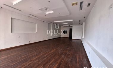 ALQUILER DE LOCAL COMERCIAL EN 12 DE OCTUBRE (8)