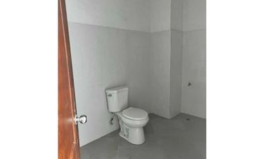 ALQUILER LOCAL COMERCIAL EL CANGREJO PLANTA BAJA