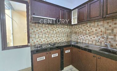 Rumah Besar 1 Lantai Di Cluster Ifolia, Harapan Indah, Bekasi