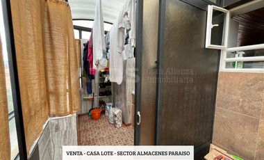 casa en venta en sector almacenes paraiso / car 11. Cod V5098