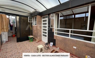 casa en venta en sector almacenes paraiso / car 11. Cod V5098