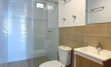 apartamento en arriendo en prados del este. Cod A28776