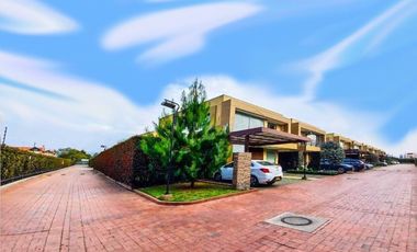 casa en venta en cajica - chuntame. Cod V4677