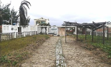 TERRENO CON EDIFICACION EN LA PLAYA VÍA DATA