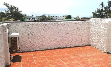 TERRENO CON EDIFICACION EN LA PLAYA VÍA DATA