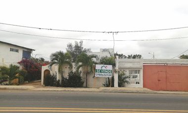 TERRENO CON EDIFICACION EN LA PLAYA VÍA DATA