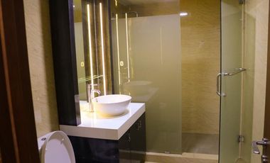 Apartemen SOHO Office Lantai 19 Full Renovation Full Furnish View Pancoran dan Kokas