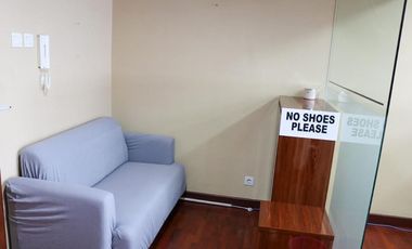 Apartemen SOHO Office Lantai 19 Full Renovation Full Furnish View Pancoran dan Kokas