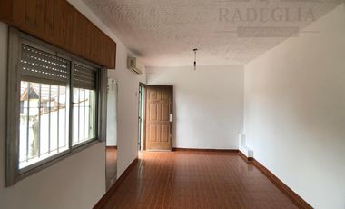Departamento en 1er piso - Burzaco