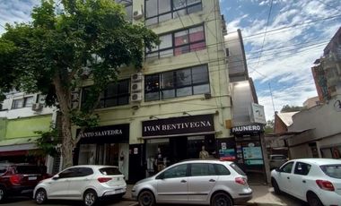 Importante oficina a la venta, en el centro comercial de San Miguel