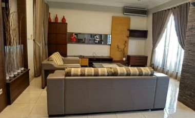Disewakan Rumah Vermont Parkland blok G3 BSD City Tangerang Fully Furnished Besar Bagus Siap Huni