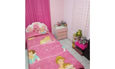 Vendo Casa con amplio terreno en Herrera, Entre Ríos.