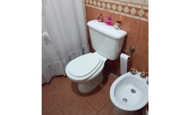 Vendo Casa con amplio terreno en Herrera, Entre Ríos.