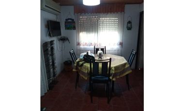 Vendo Casa con amplio terreno en Herrera, Entre Ríos.