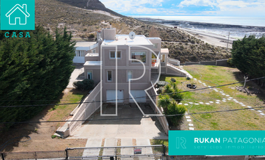 #VentaRUKAN | Casa de 4 Ambientes | Barrio ALTOS DEL GOLFO | Caleta Olivia.-