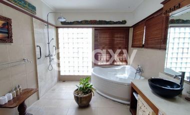 VILLA CANTIK DEKAT DOUBLE SIX BEACH SEMINYAK BALI