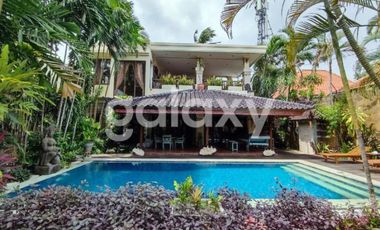VILLA CANTIK DEKAT DOUBLE SIX BEACH SEMINYAK BALI