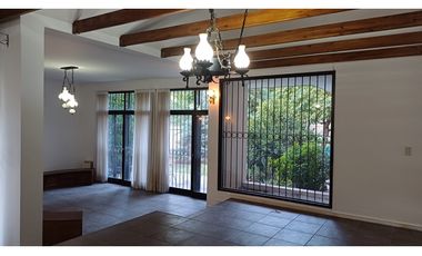 Casa con Departamento en Chacras de Coria Calle Viamonte