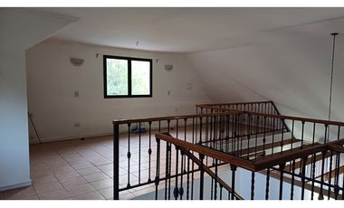 Casa con Departamento en Chacras de Coria Calle Viamonte