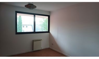 Casa con Departamento en Chacras de Coria Calle Viamonte